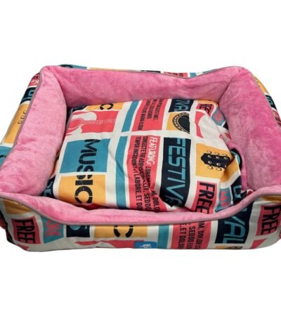Cama Animal Planet Rosa Con Diseño 70X60X18 Cm